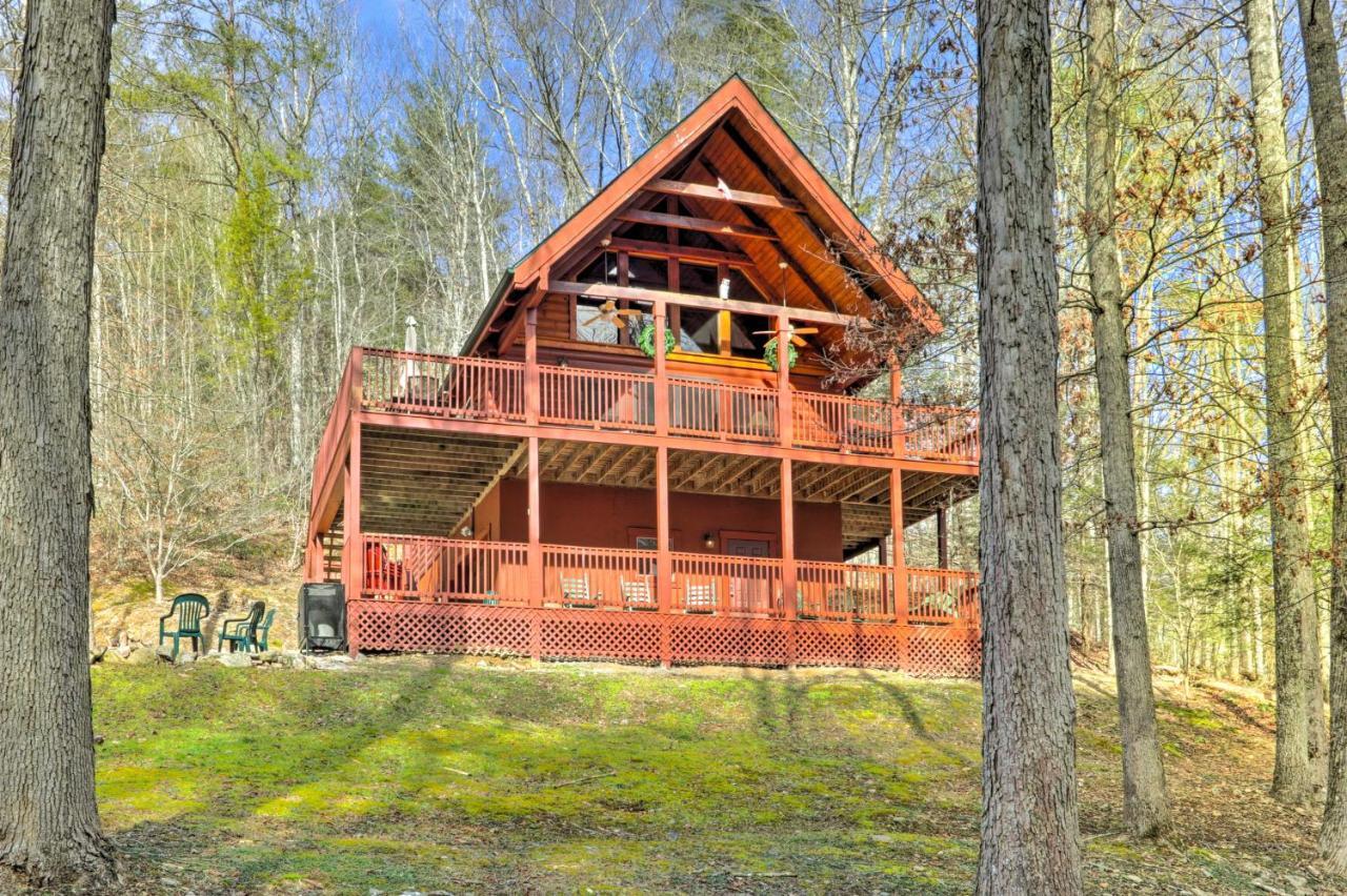 Creekside Game And Hot Tub! Holiday home