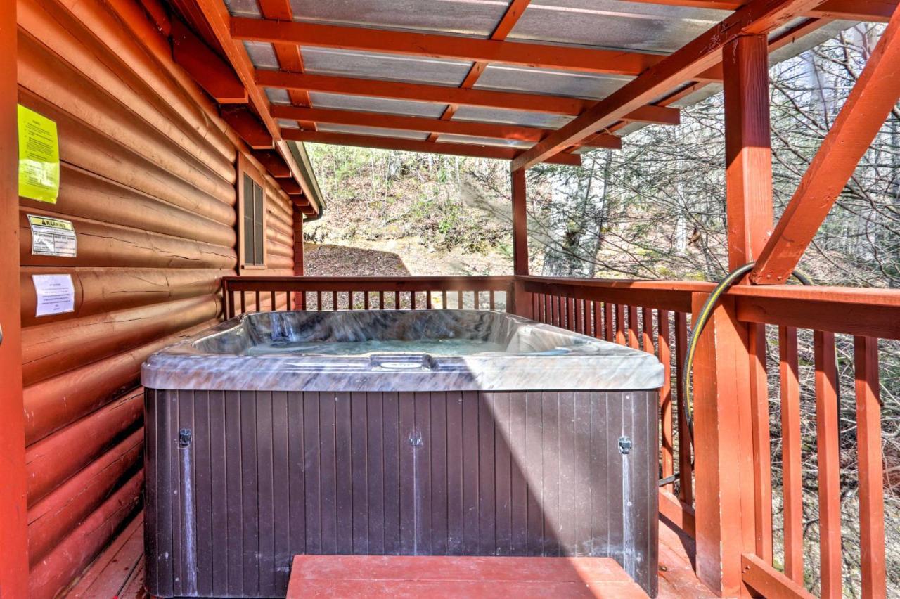 Holiday home Creekside Game And Hot Tub! *