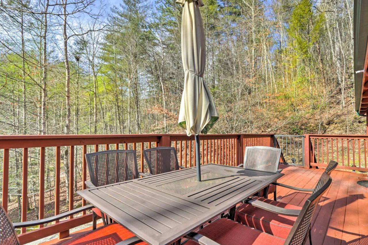 Creekside Game And Hot Tub! Holiday home